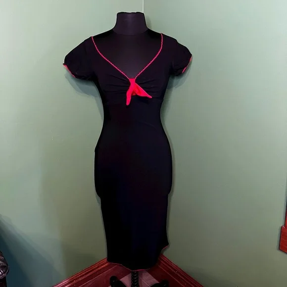 Vintage Pinup Girl Clothing Original Natalie Pencil Dress in Black Size L - Picture 1 of 3